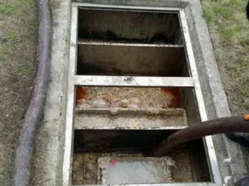 河西隔油池清理